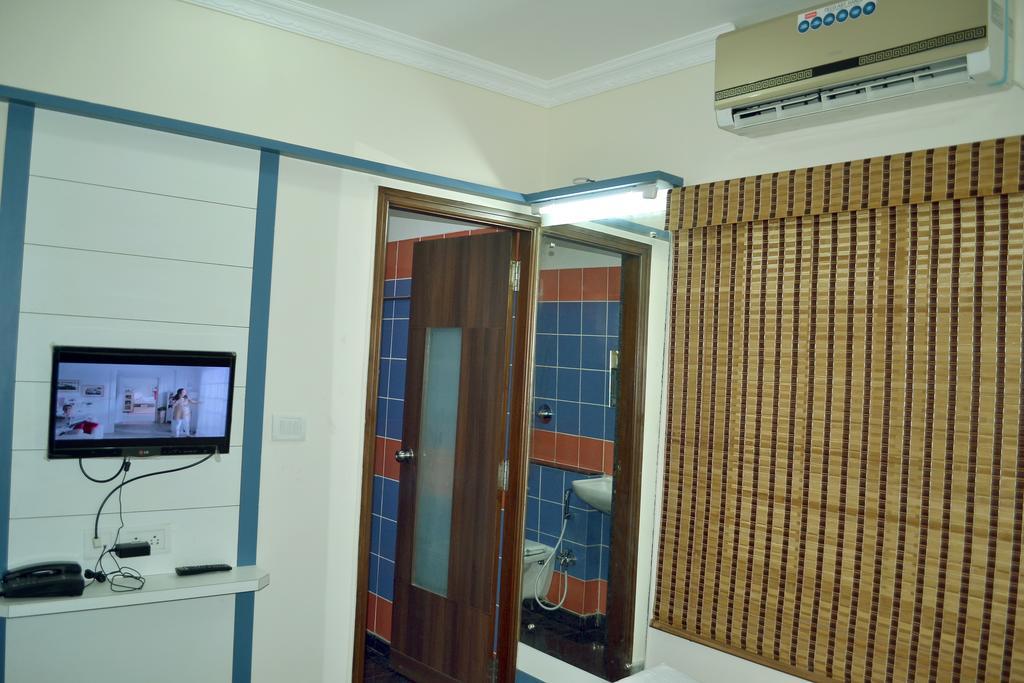 Metro Park Hotel Chennai Phòng bức ảnh